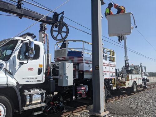 RTD repairs light rail power lines.jpg (copy)