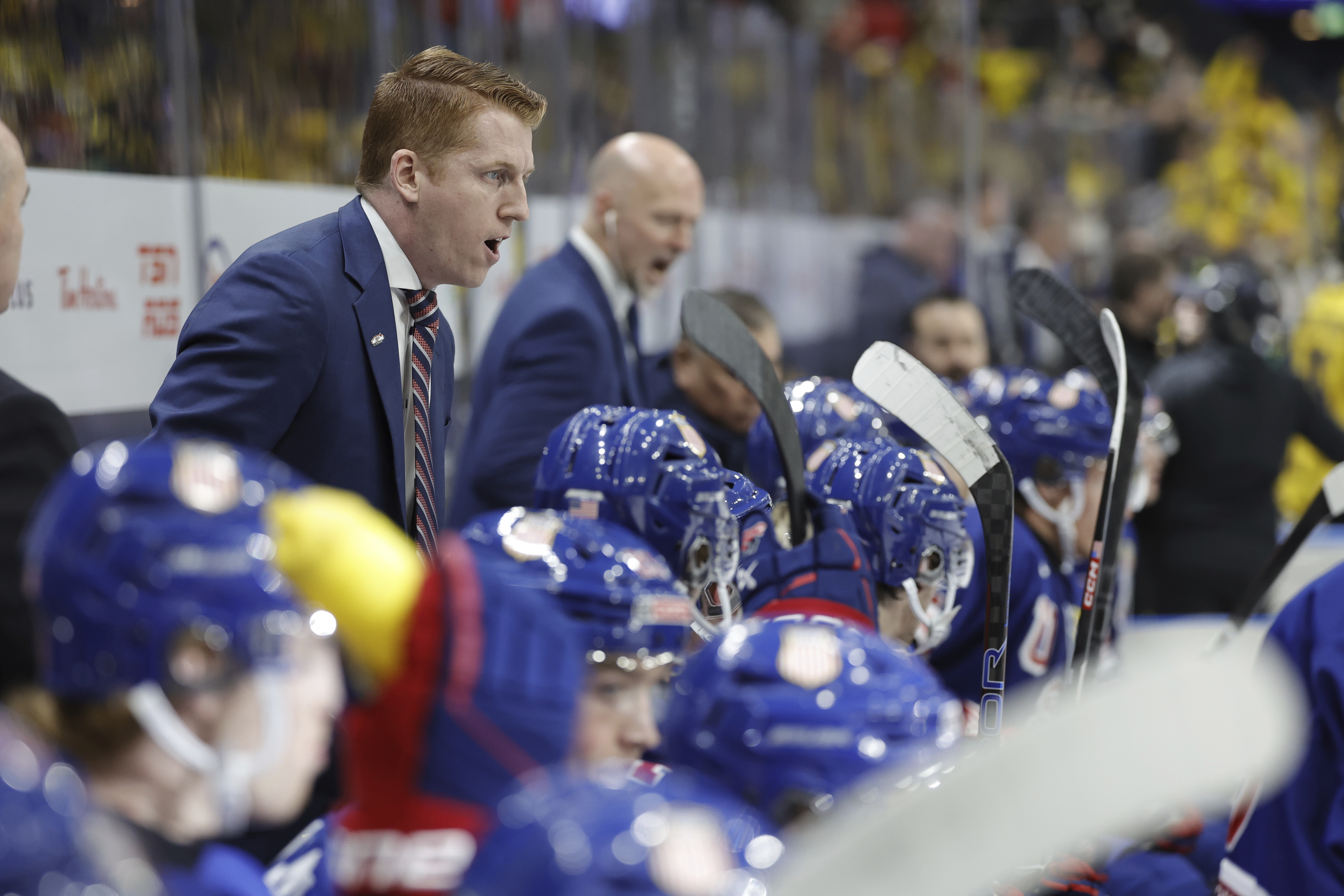 USA's head coach David Carle shouts instructions, during the IIHF World Junior Championship ice hockey final match between Sweden and USA at Scandinavium in Gothenburg, Sweden, Friday Jan. 5, 2024. (Adam Ihse/TT via AP) (Adam Ihse)