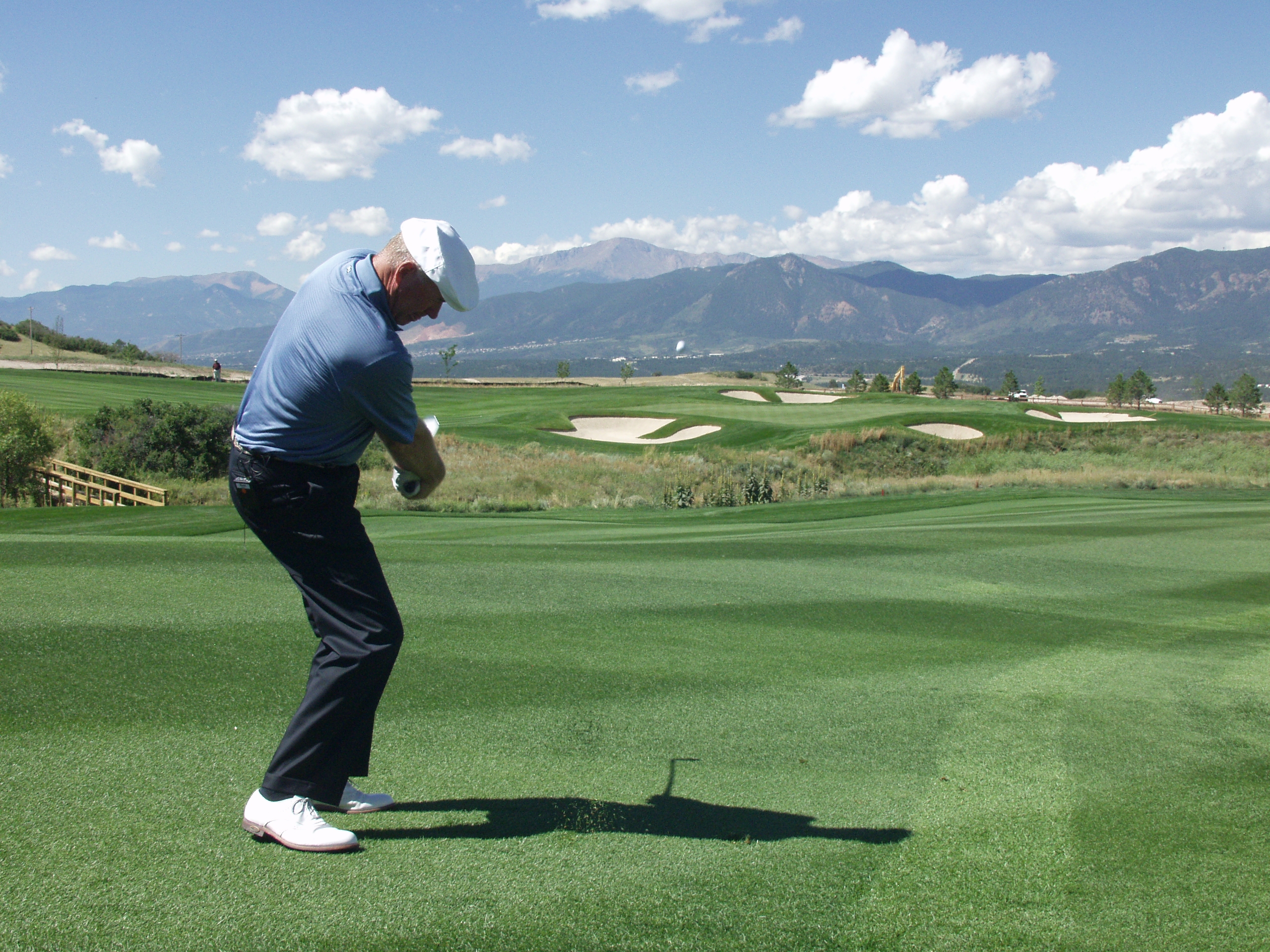 2005 Opening Day with legendary golfer and course designer, Tom Weiskopf. Photo courtesy of Flying Horse Resort & Club