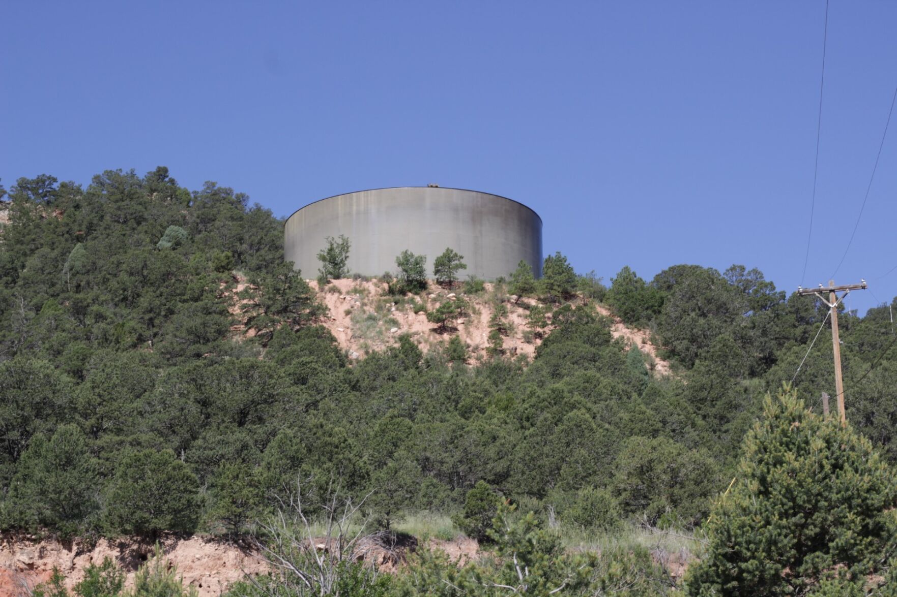 Manitou Springs under water usage restrictions due to concerns about water quality