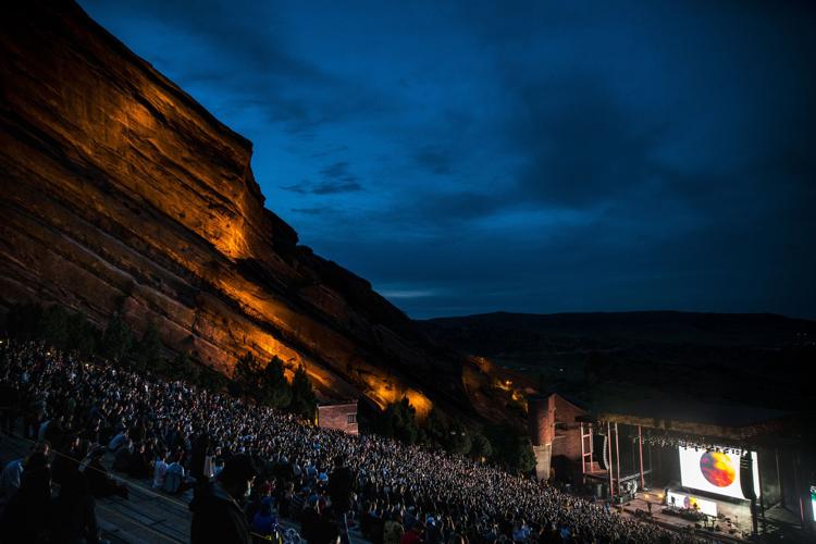 TRAVEL-UST-REDROCKS-AMPHITHEATRE-8-LA