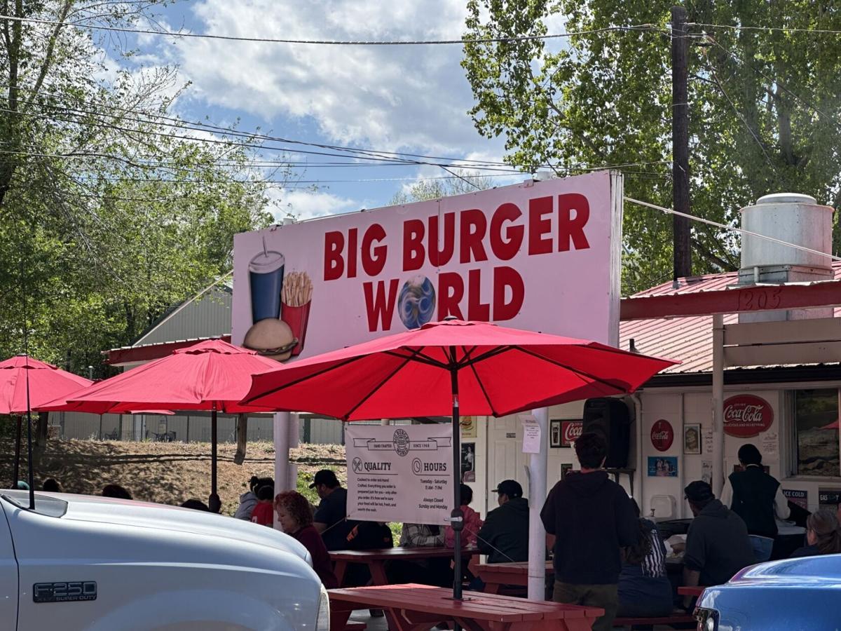 060425-food-table-talk-burgers (copy)