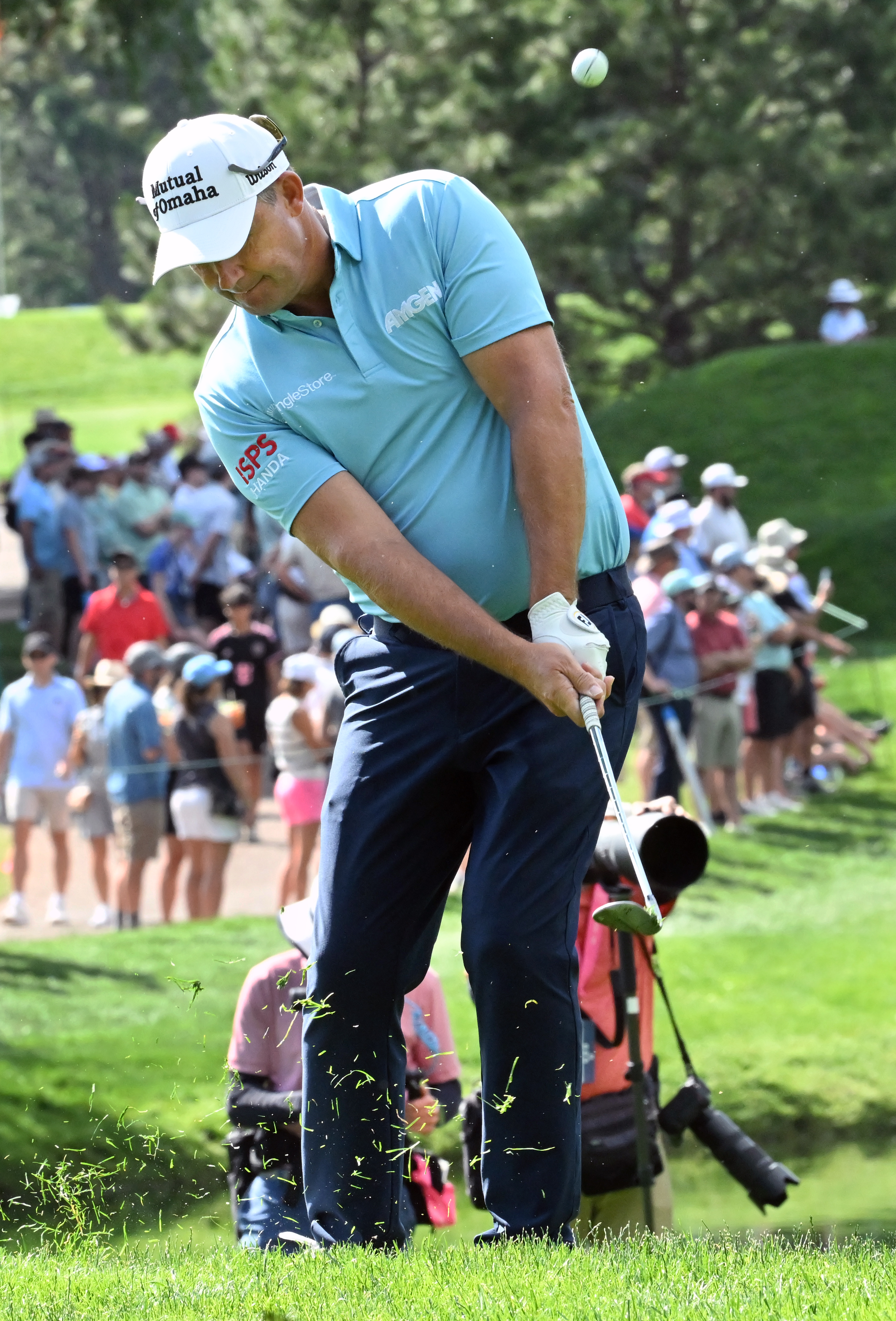 Padraig Harrington chips the ball onto the 3rd hole green the U.S. Senior Open Championship at the Broadmoor Golf Club in Colorado Springs, Colorado on Sunday, June 29, 2025. He finished with a score of -11. (Jerilee Bennett,The Gazette)