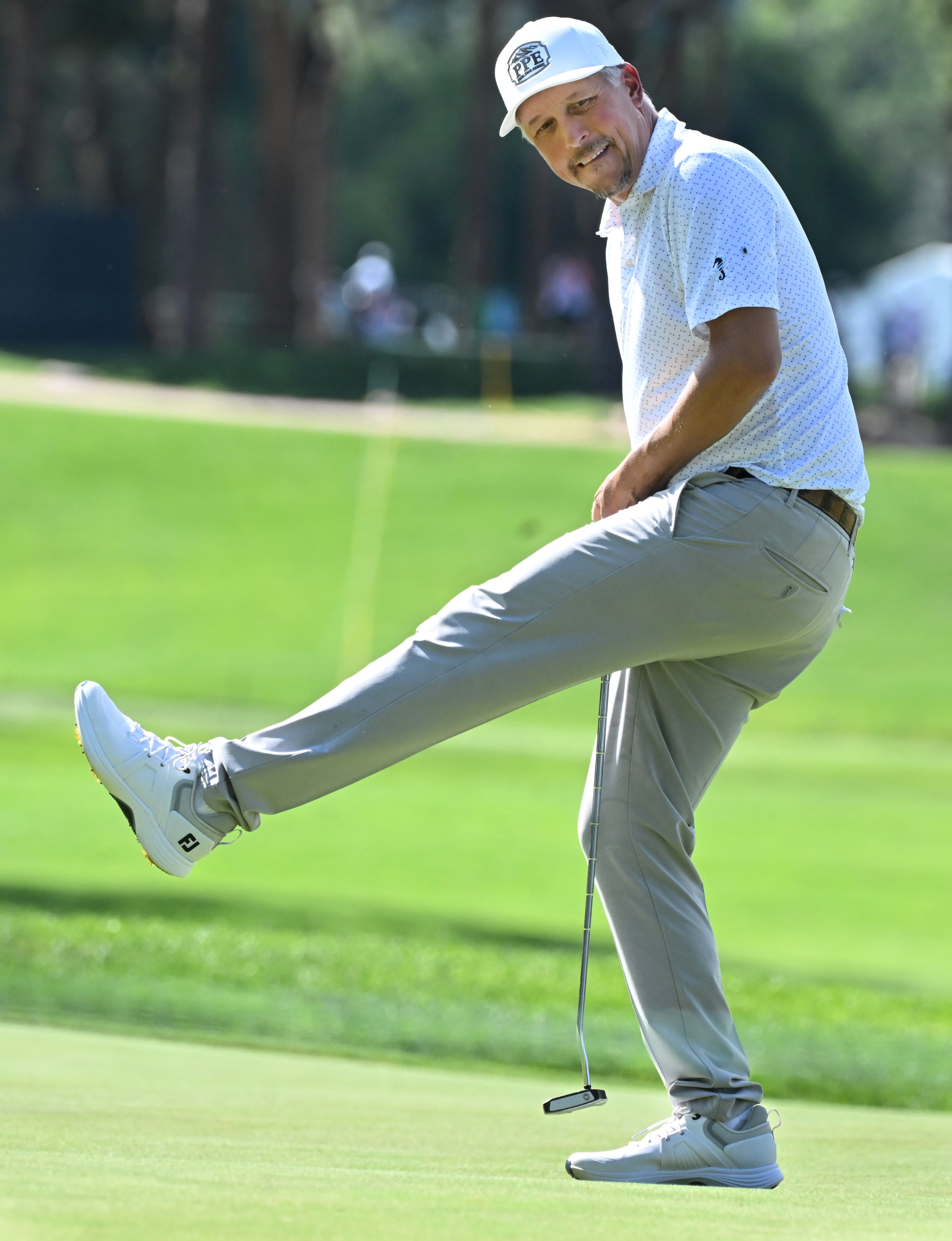 Freddie Jacobson tried putting a little body English on a putt on the 6th hole on day 2 of the U.S. Senior Open Championship at the Broadmoor Golf Club in Colorado Springs, Colorado on Friday, June 27, 2025. (Jerilee Bennett,The Gazette)