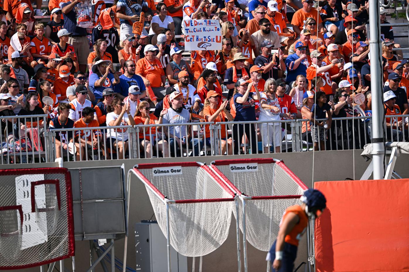 Ex-Denver wide receiver Emmanuel Sanders visits practice | Broncos training camp Day 5
