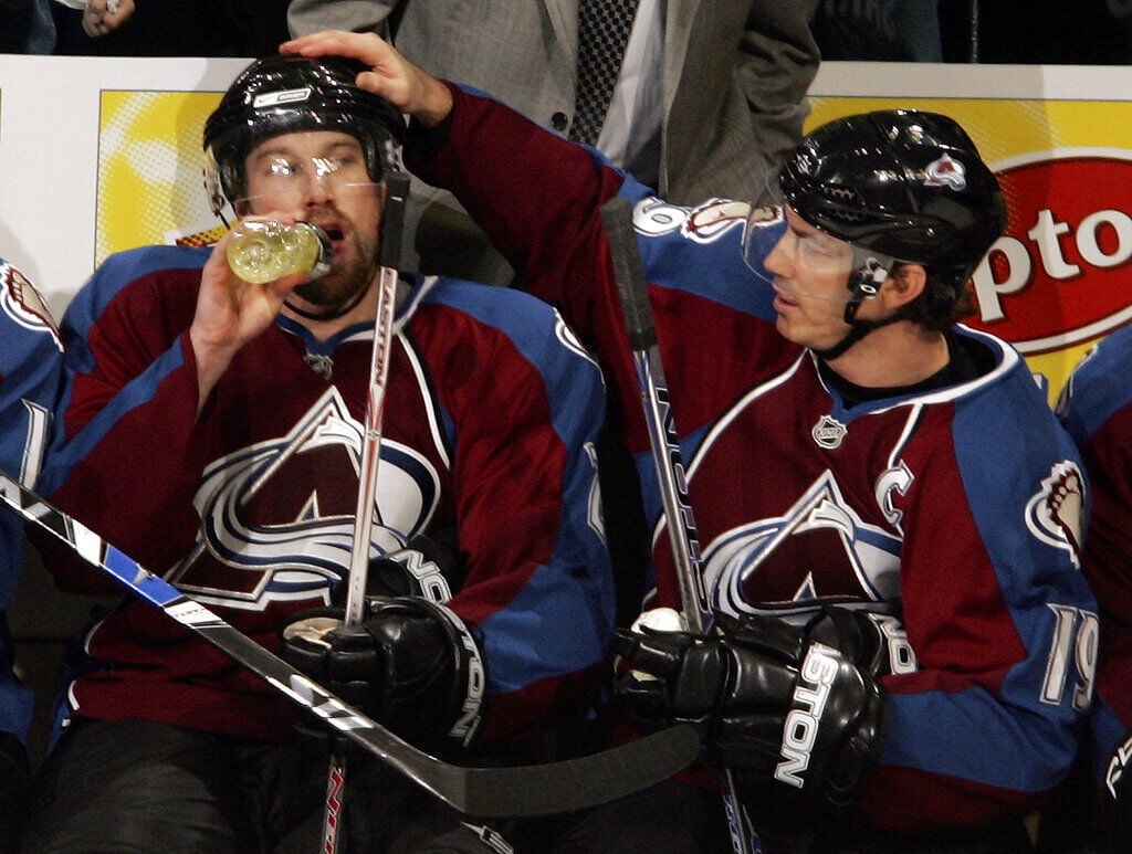 Peter Forsberg, Joe Sakic
