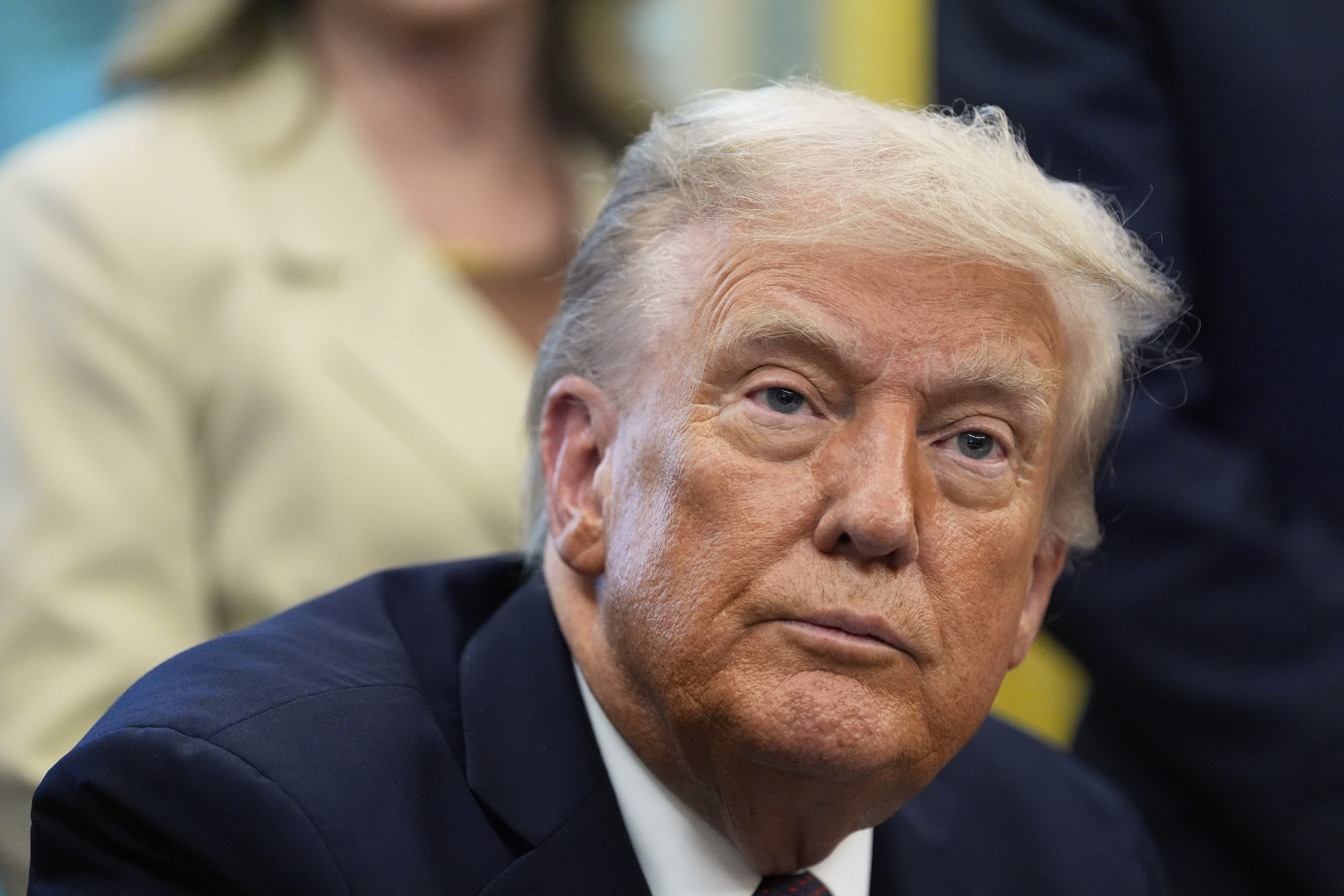 Trump wouldn’t call Minnesota governor after Democrat was slain but now blames him for raised flags