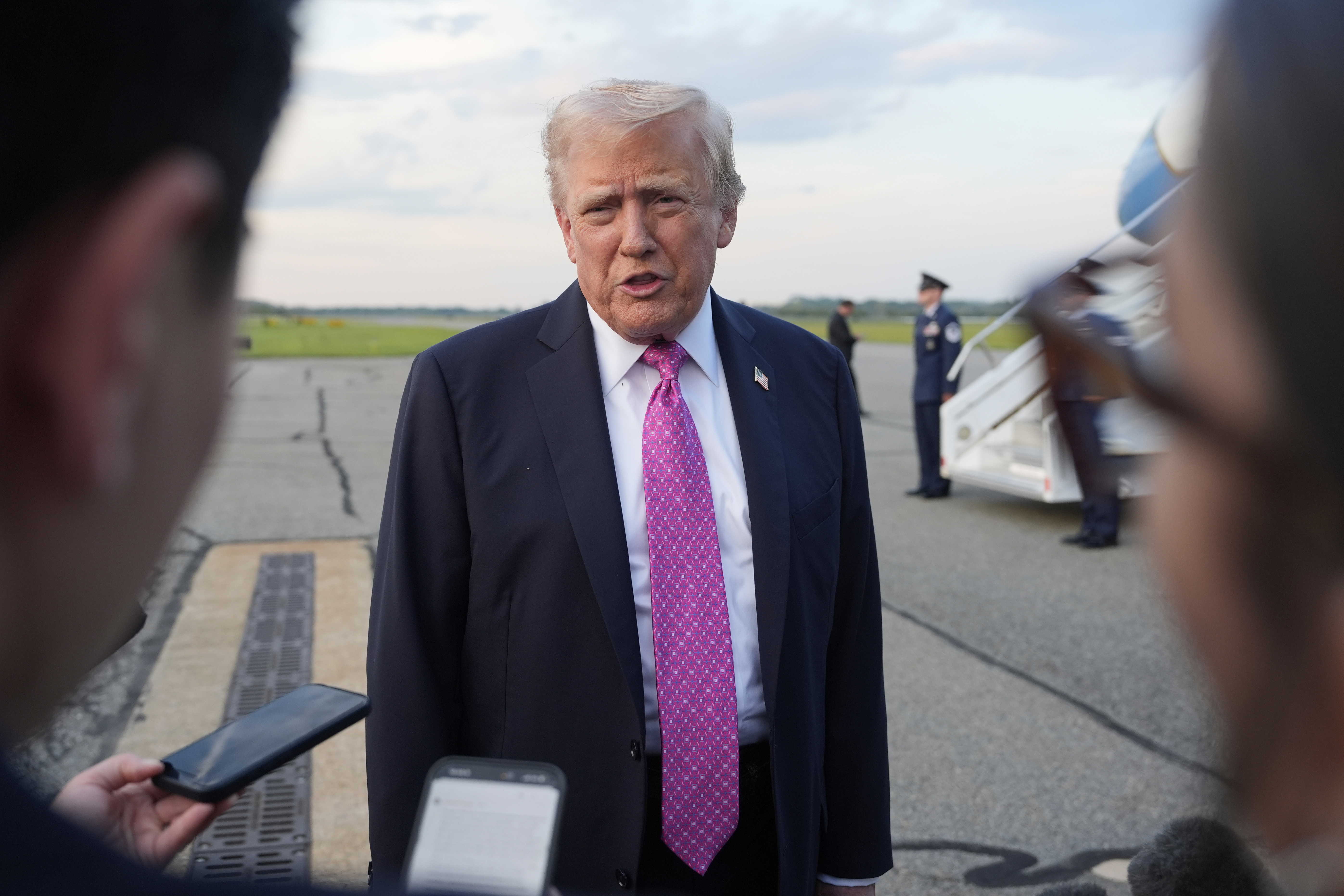 Trump says the US should do away with quarterly earnings reports