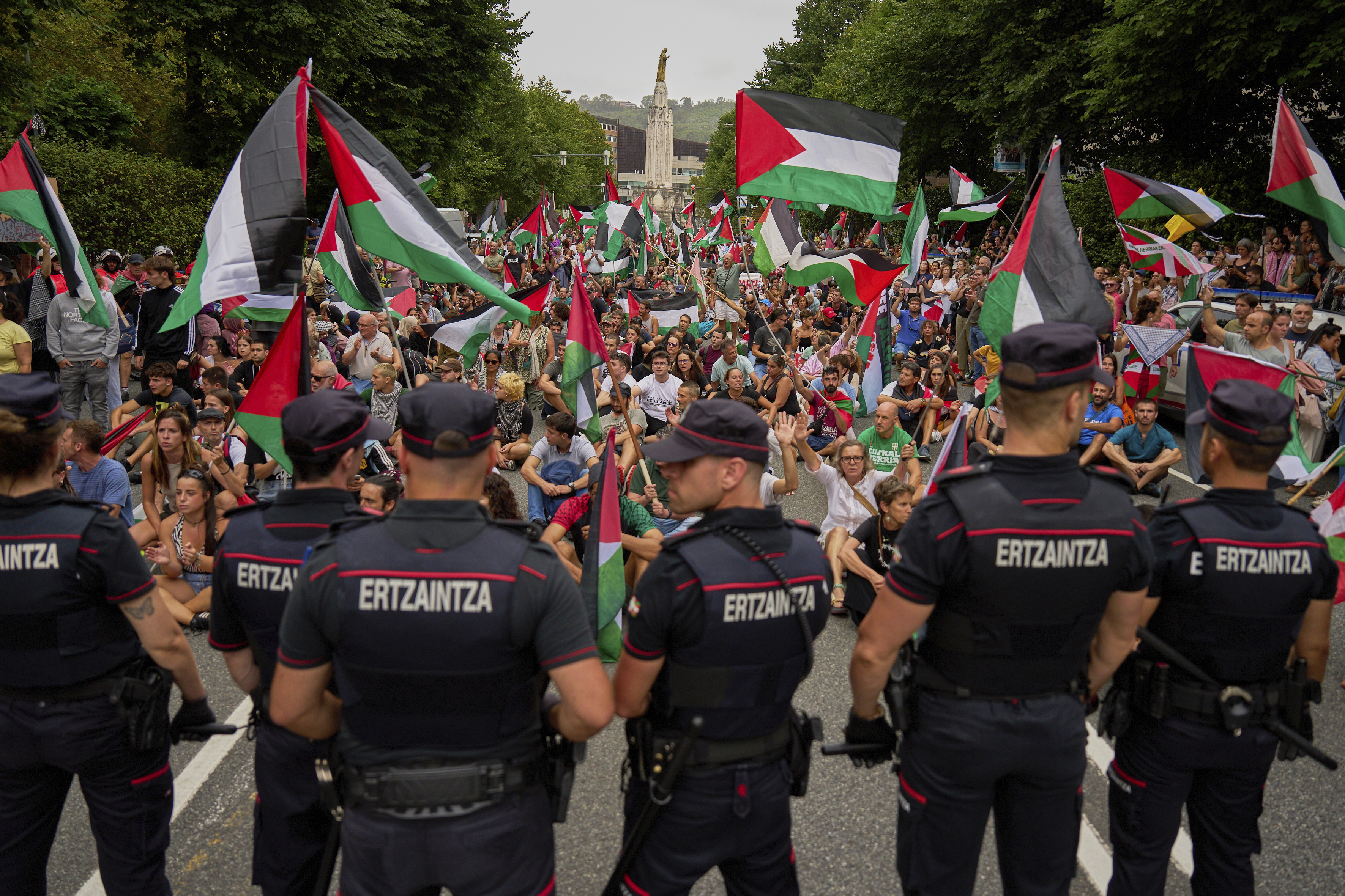 Spanish Vuelta riders vote to continue racing for now after pro-Palestinian protests