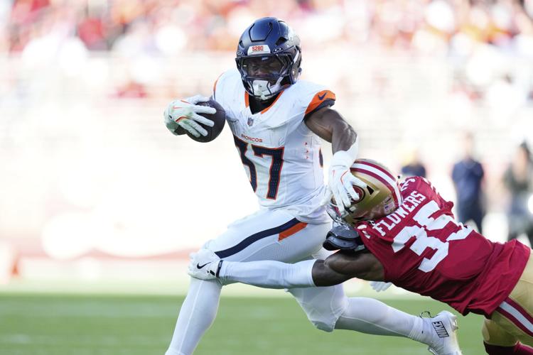 Broncos 49ers Football