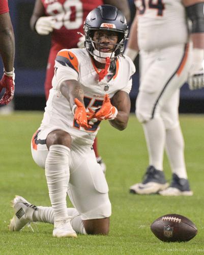 081725-dg-s-broncos 710.jpg