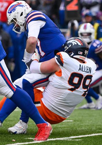 011325-dg-s-broncos 8.JPG