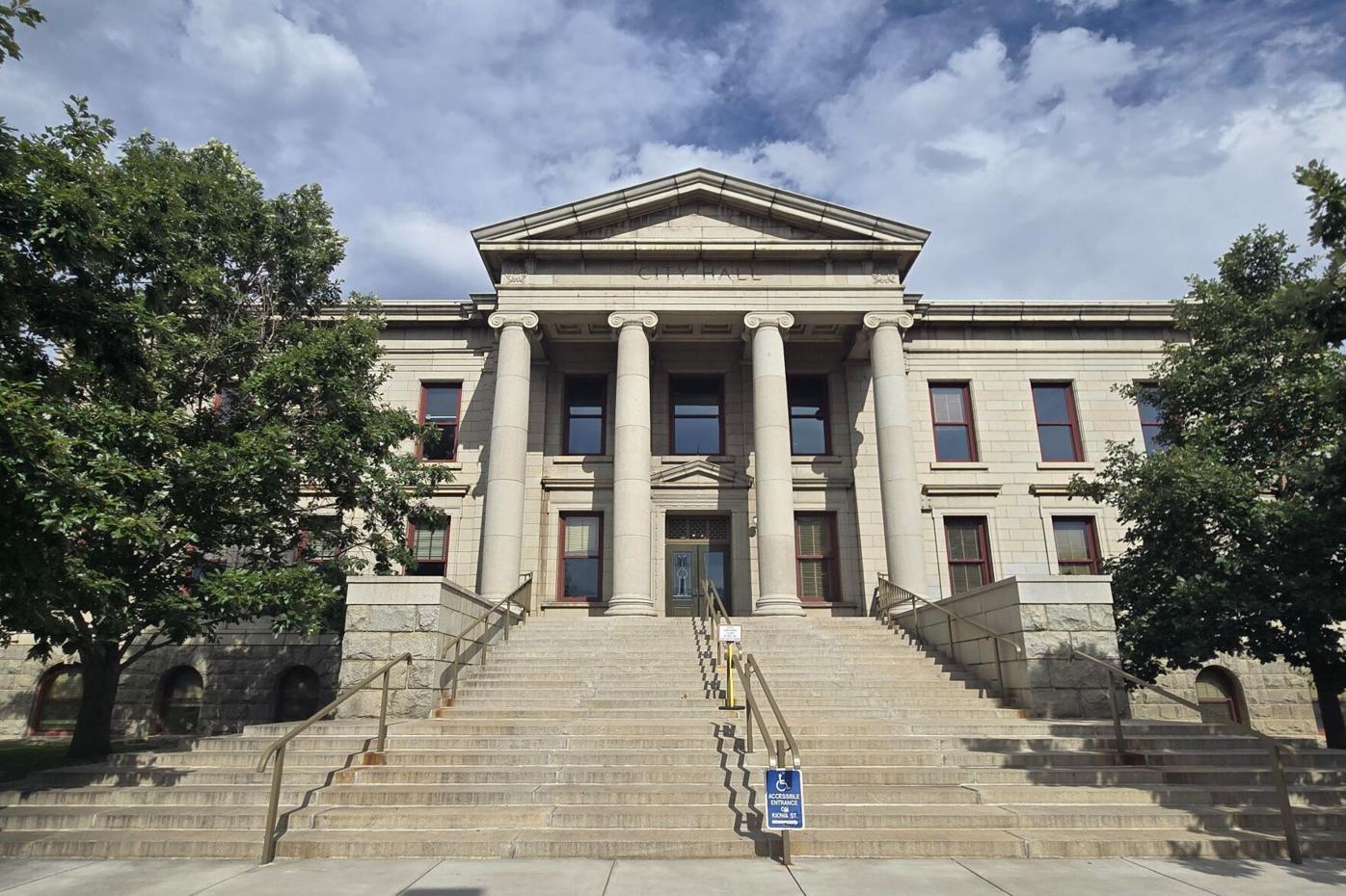 LETTERS: City Council should set standards; bad roads