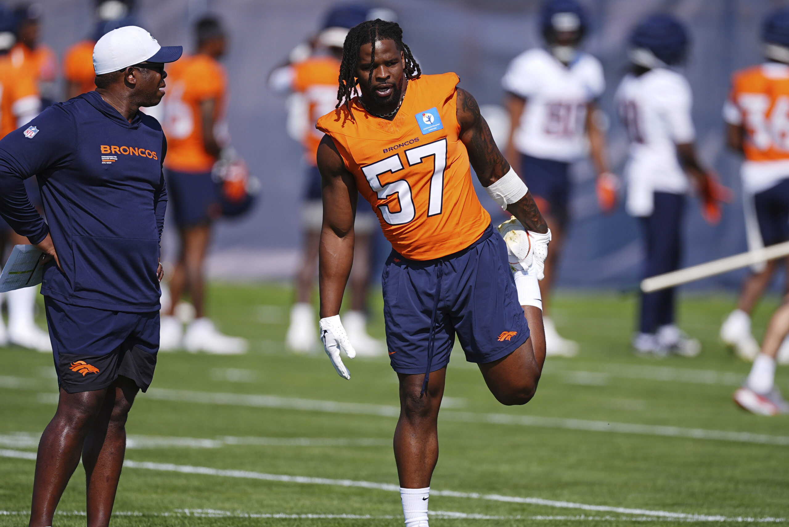 NFL suspends Dre Greenlaw one game for referee incident against Giants | Broncos notebook