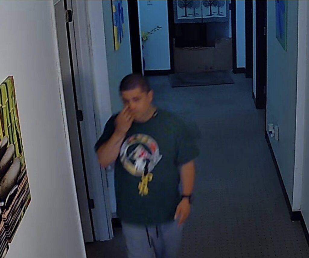 Massage Business Thief 3