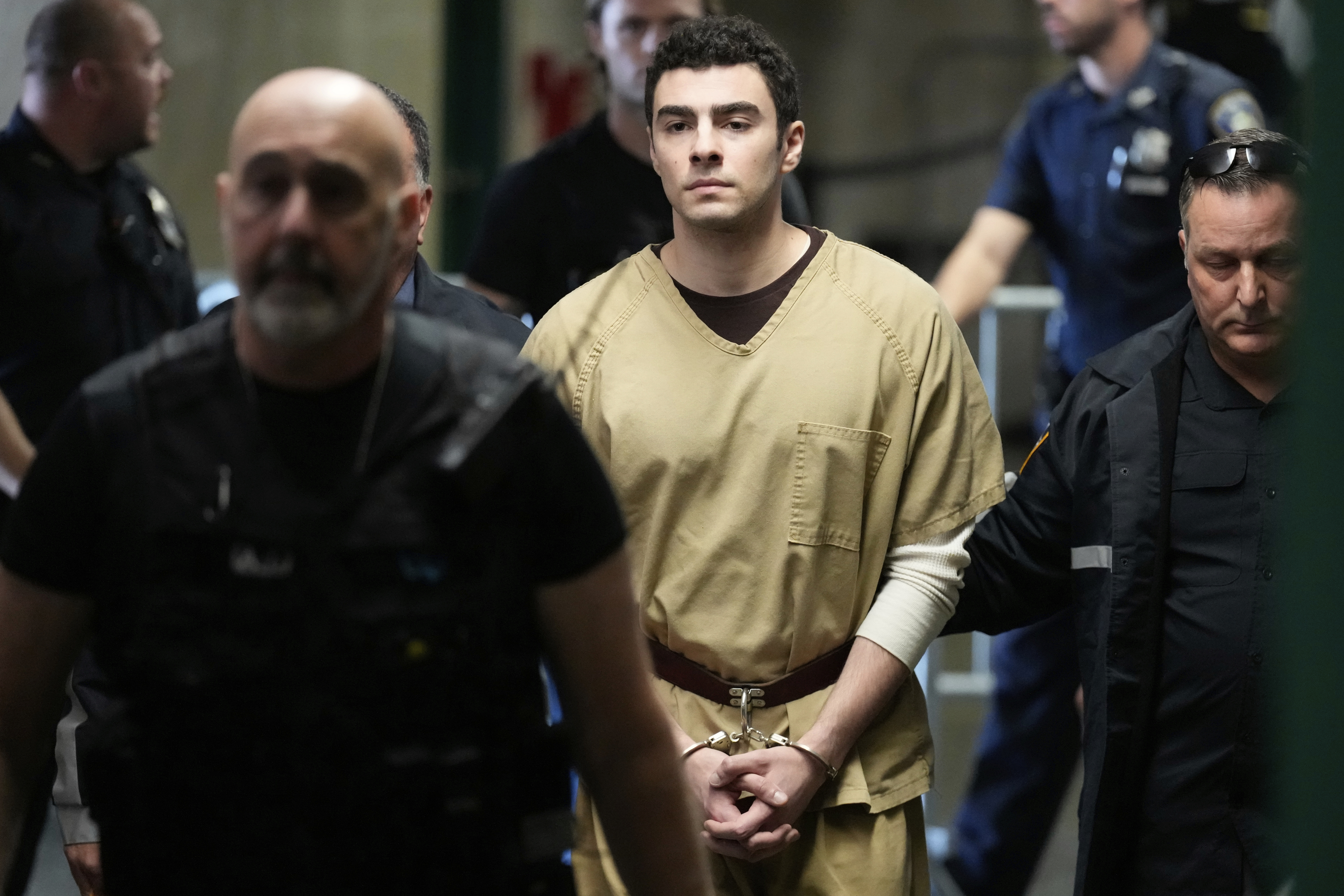 Luigi Mangione’s lawyers want death penalty off the table in UnitedHealthcare CEO murder case