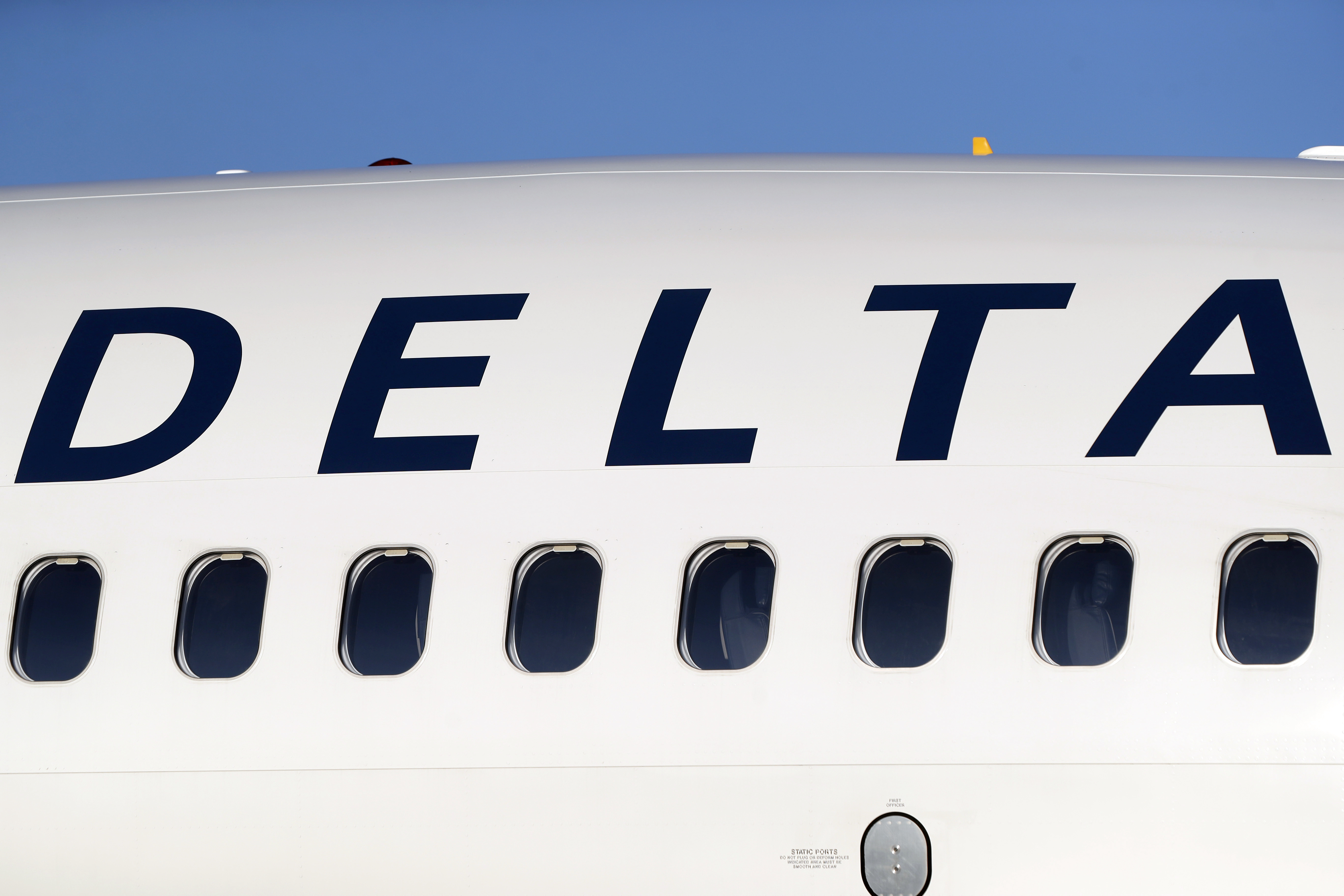 NTSB describes the turbulence that threw passengers around the cabin on a Delta flight