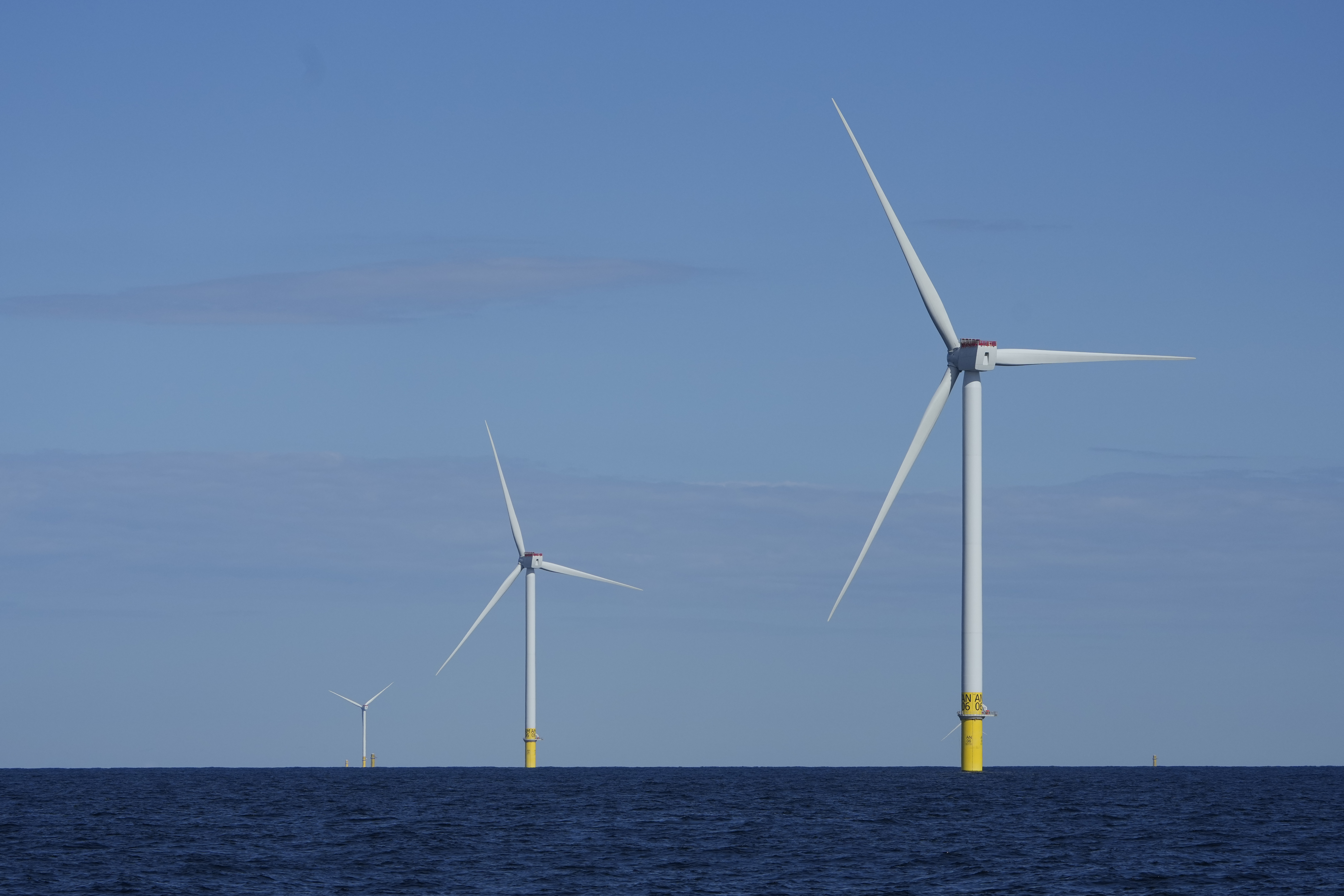Trump administration moves to revoke permit for Massachusetts offshore wind project