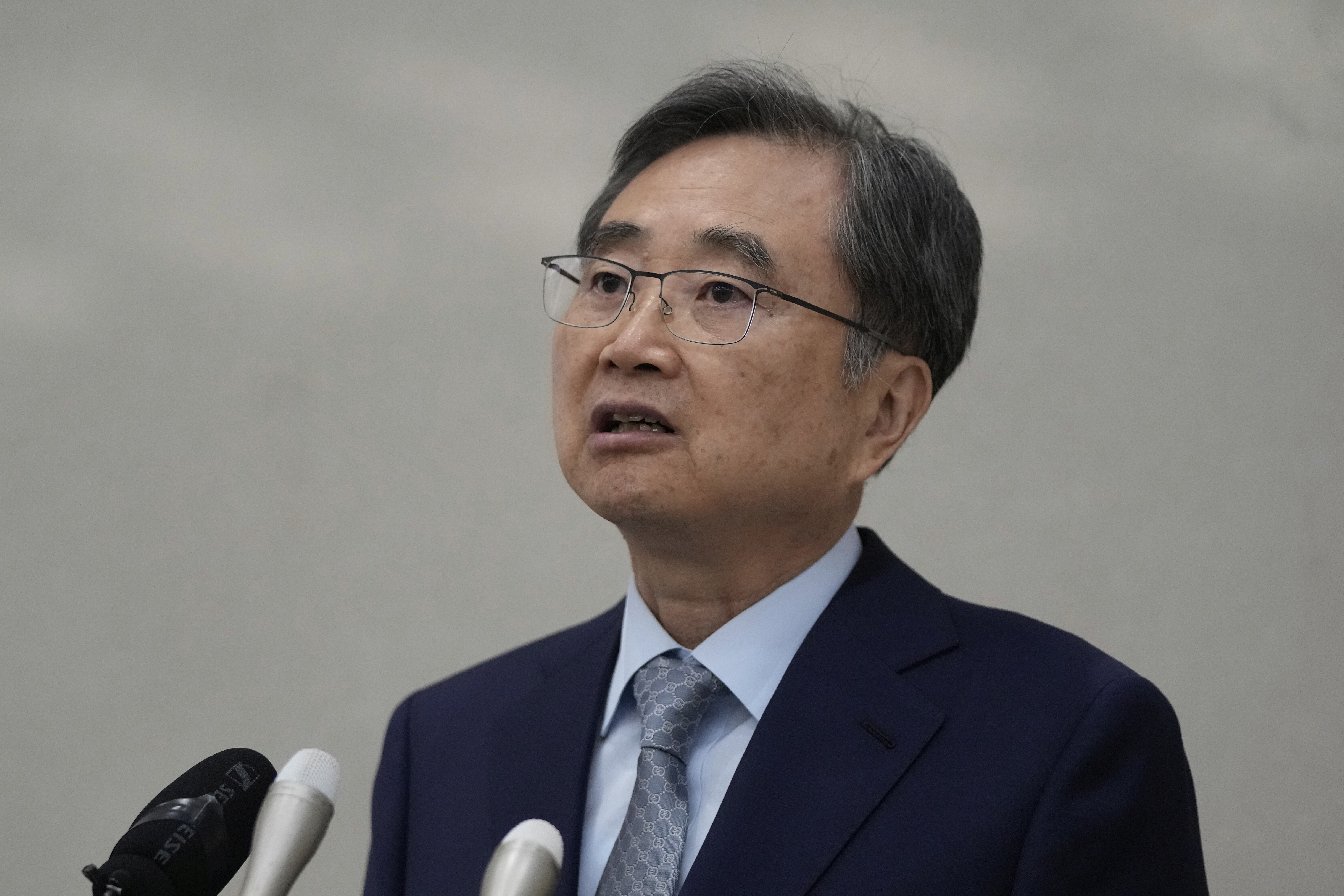 South Korean Foreign Minister Cho Hyun speaks to the media after returning from Washington at the Incheon International Airport in Incheon, South Korea, Friday, Sept. 12, 2025. (Ahn Young-joon - AP)