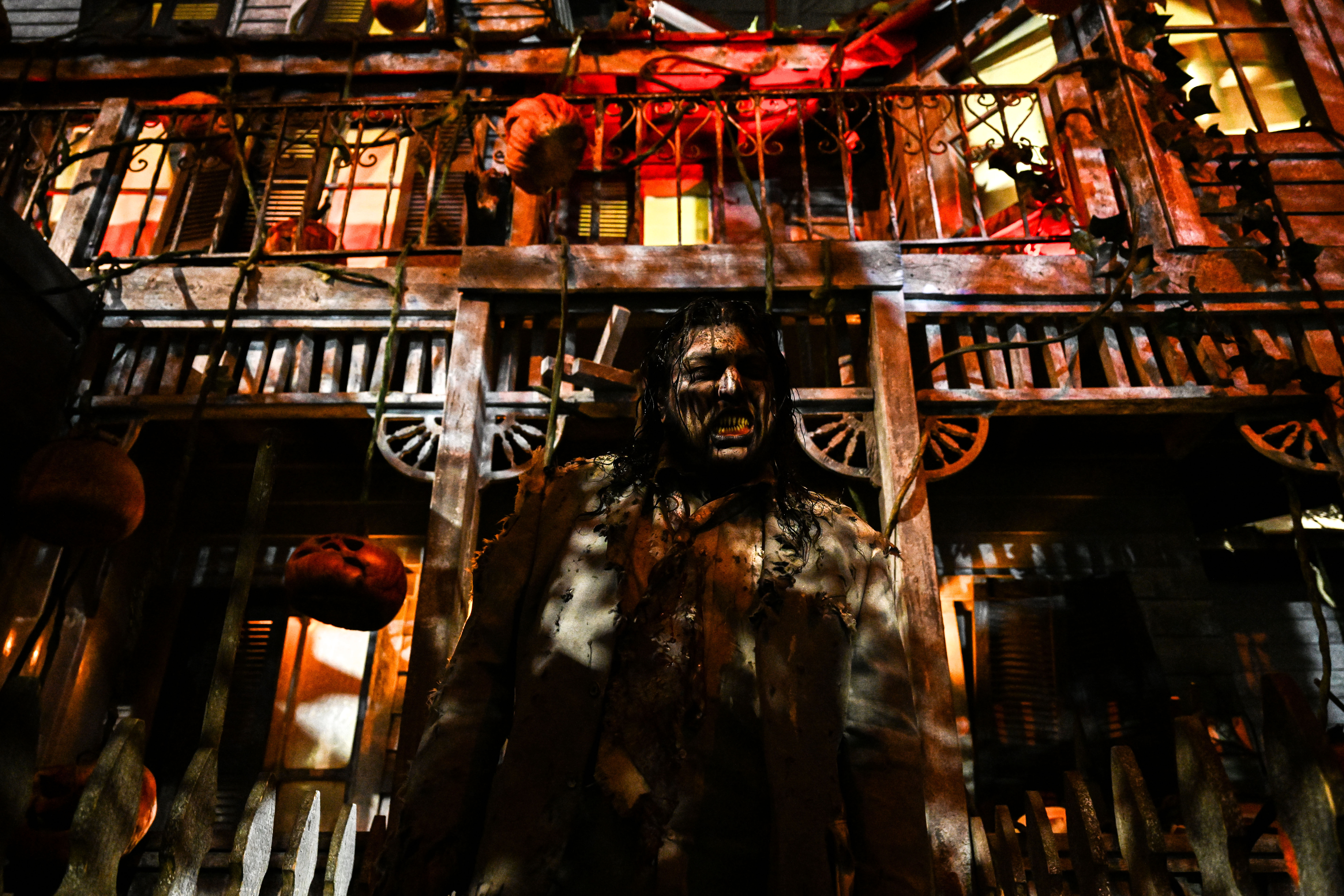 After 12 seasons of screams, this 13th Floor veteran scare actor remains blood thirsty for more