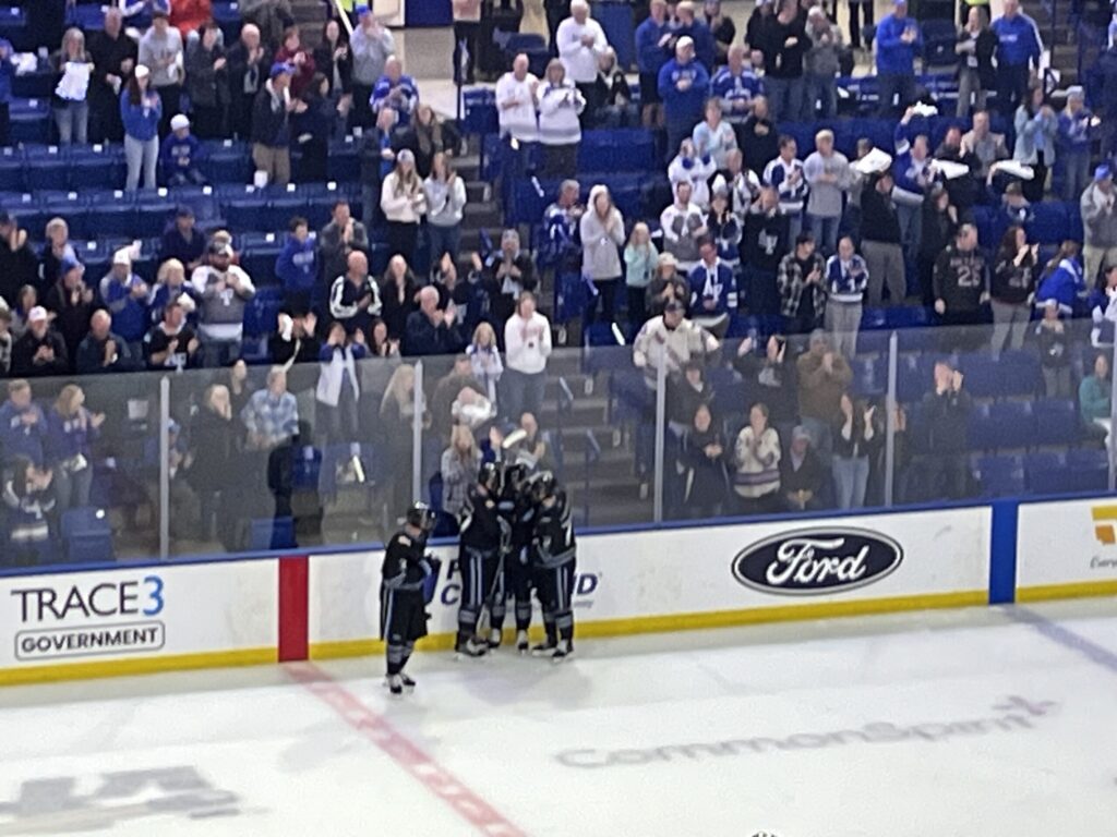 Air Force hockey rebounds from ugly loss, tops St. Thomas 6-2