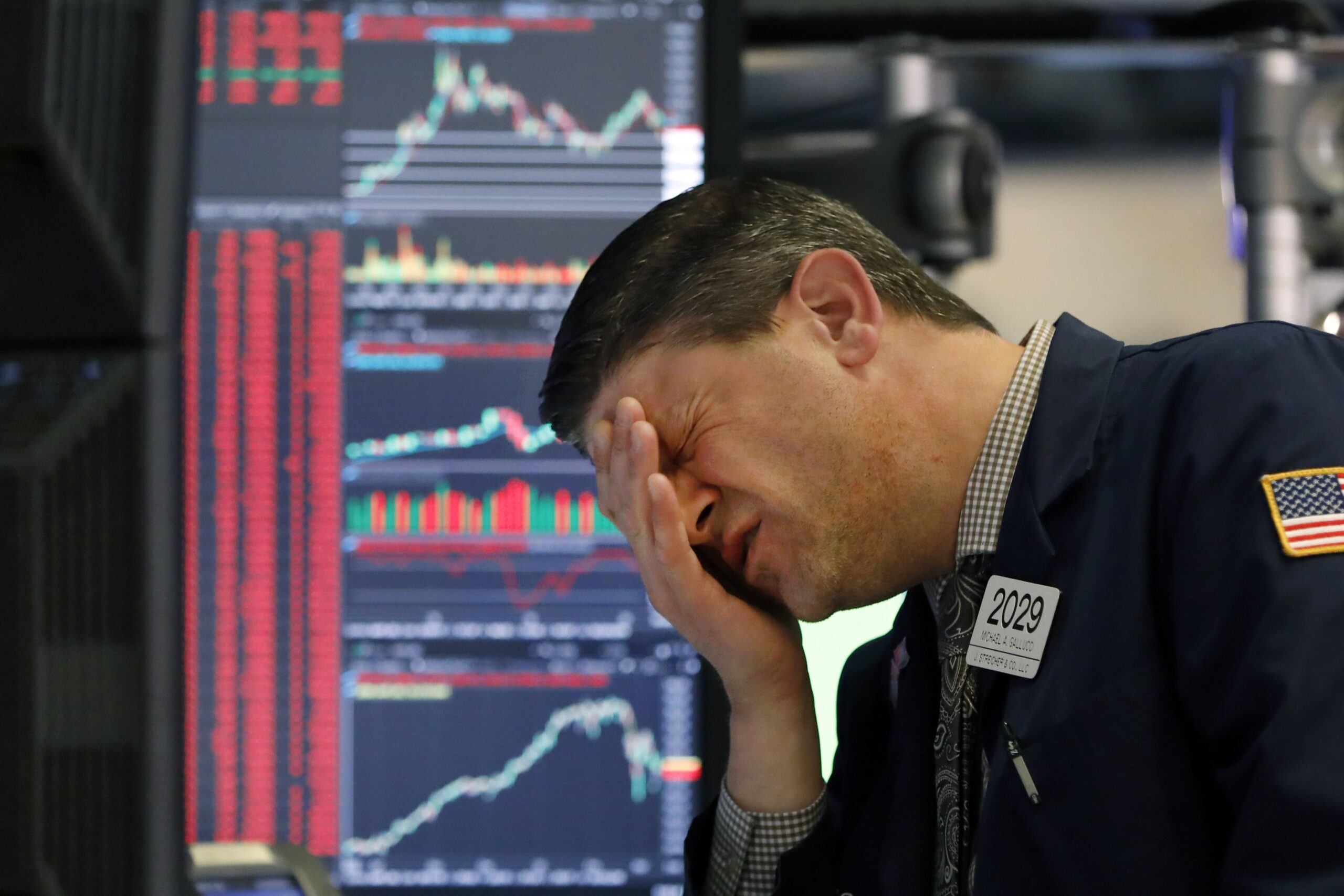 US stocks drop toward worst day since April after Trump threatens more tariffs on China