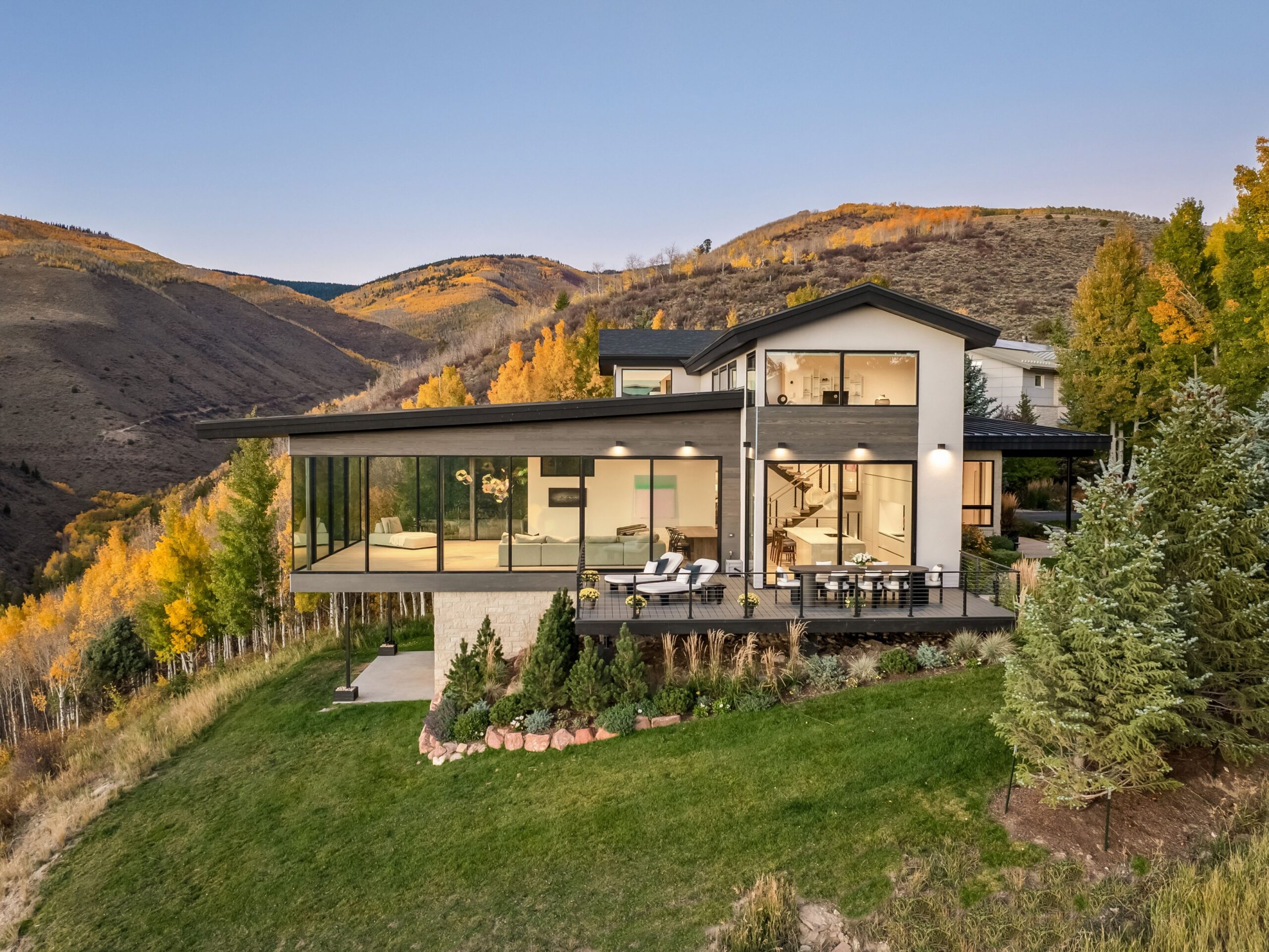 Walls of glass wrap $5.65 million mansion that’s for sale in scenic Colorado