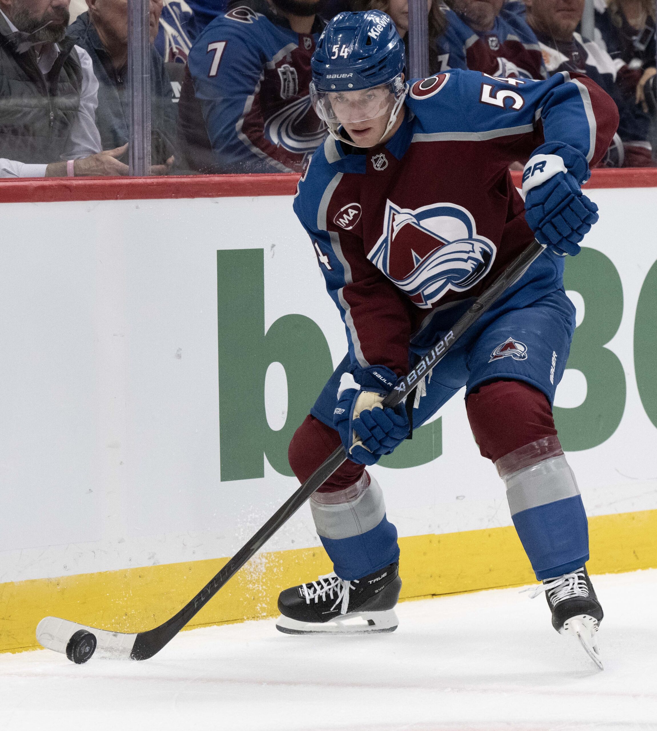 Avalanche sign Gavin Brindley to two-year contract extension