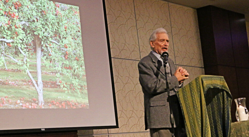 Jonathan Farwell speaks at the 2018 celebration of wife Deb Note-Farwell in Fort Collins (John Moore, Denver Gazette) 