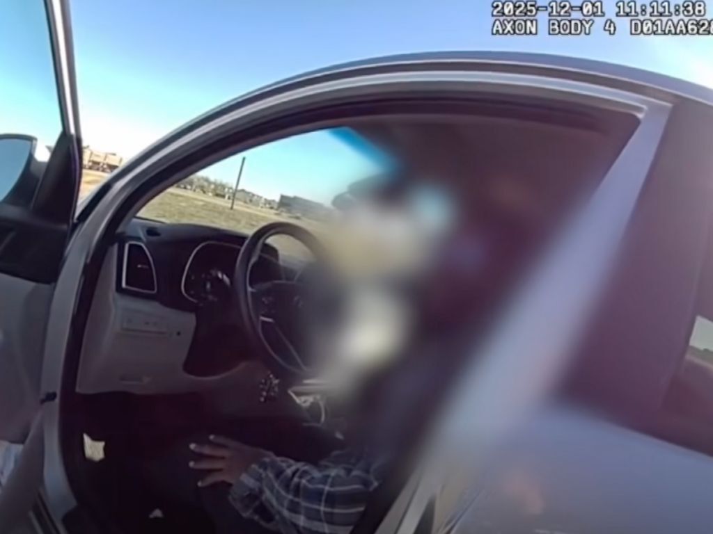 “He’s gonna get killed”: Man arrested for allegedly traveling 100 MPH with 2-year-old son unsecured in backseat