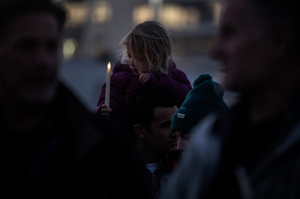 Outside Aurora VA hospital,  hundreds memorialized nurse killed in Minneapolis