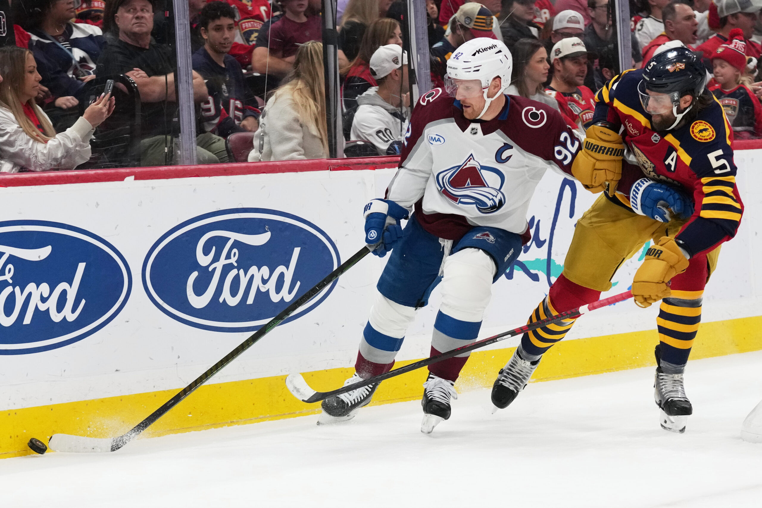 Avalanche fall to Panthers, lose Gabriel Landeskog to injury | 5 takeaways