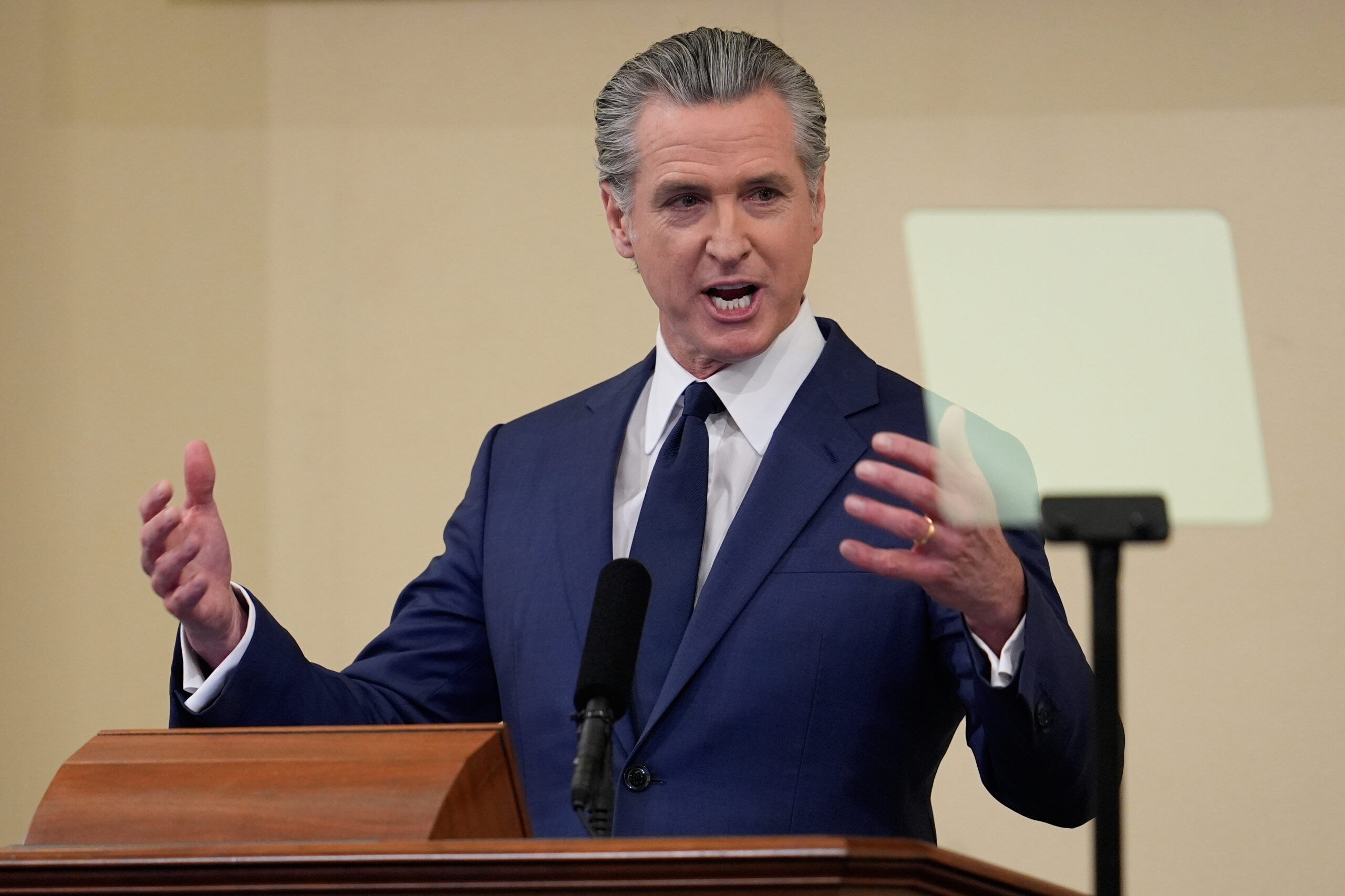 Newsom rants about European leaders ‘rolling over’ on Trump: ‘Handing out crowns’