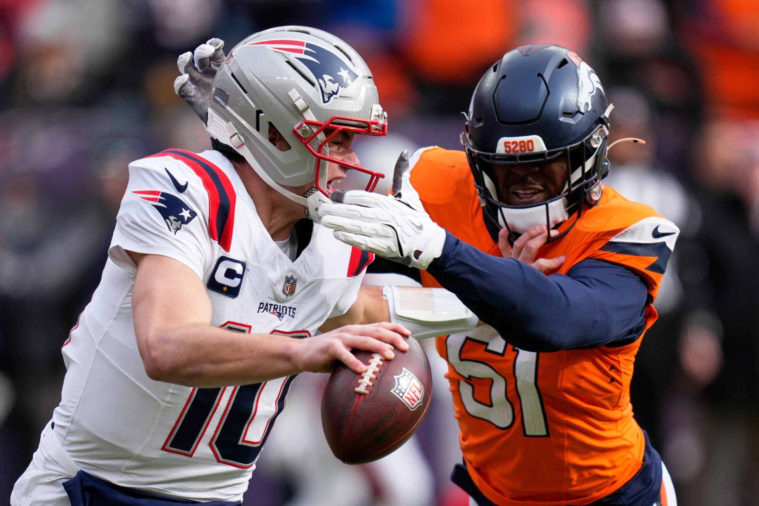 Final: Patriots 10, Broncos 7