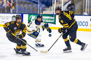 Augustana hands Colorado College 3-2 loss with late game-winner in Sioux Falls