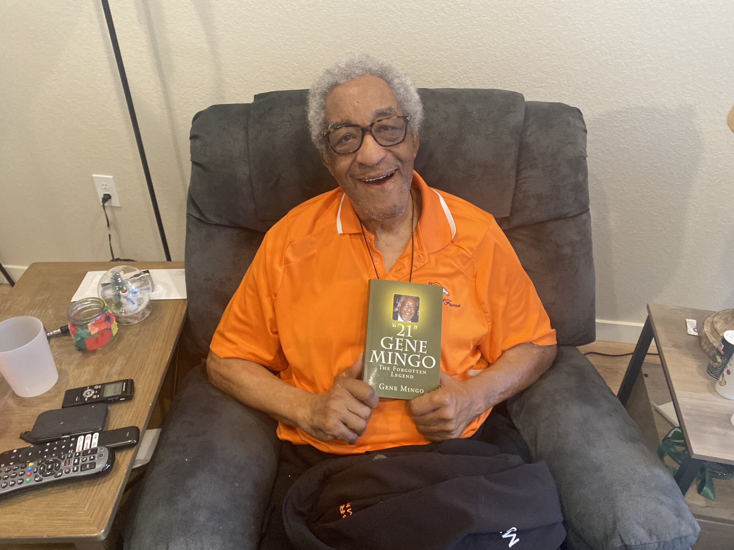 With Broncos and Patriots playing for AFC title, Gene Mingo, others recall historic 1960 game between teams