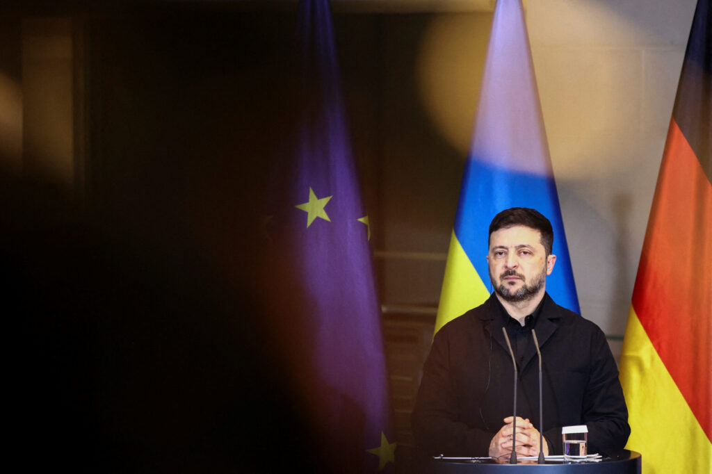 Zelenskyy: Russia ‘trying to drag out negotiations’ as U.S.-brokered peace talks stall