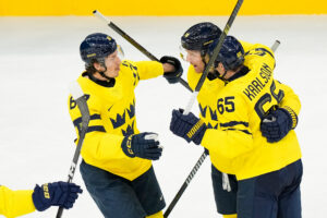 Avalanche at the Olympics: Necas, Landeskog look to advance to quarterfinals