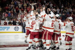 Denver Pioneers edge Minnesota Duluth 4-3 in double overtime to win NCHC Frozen Faceoff