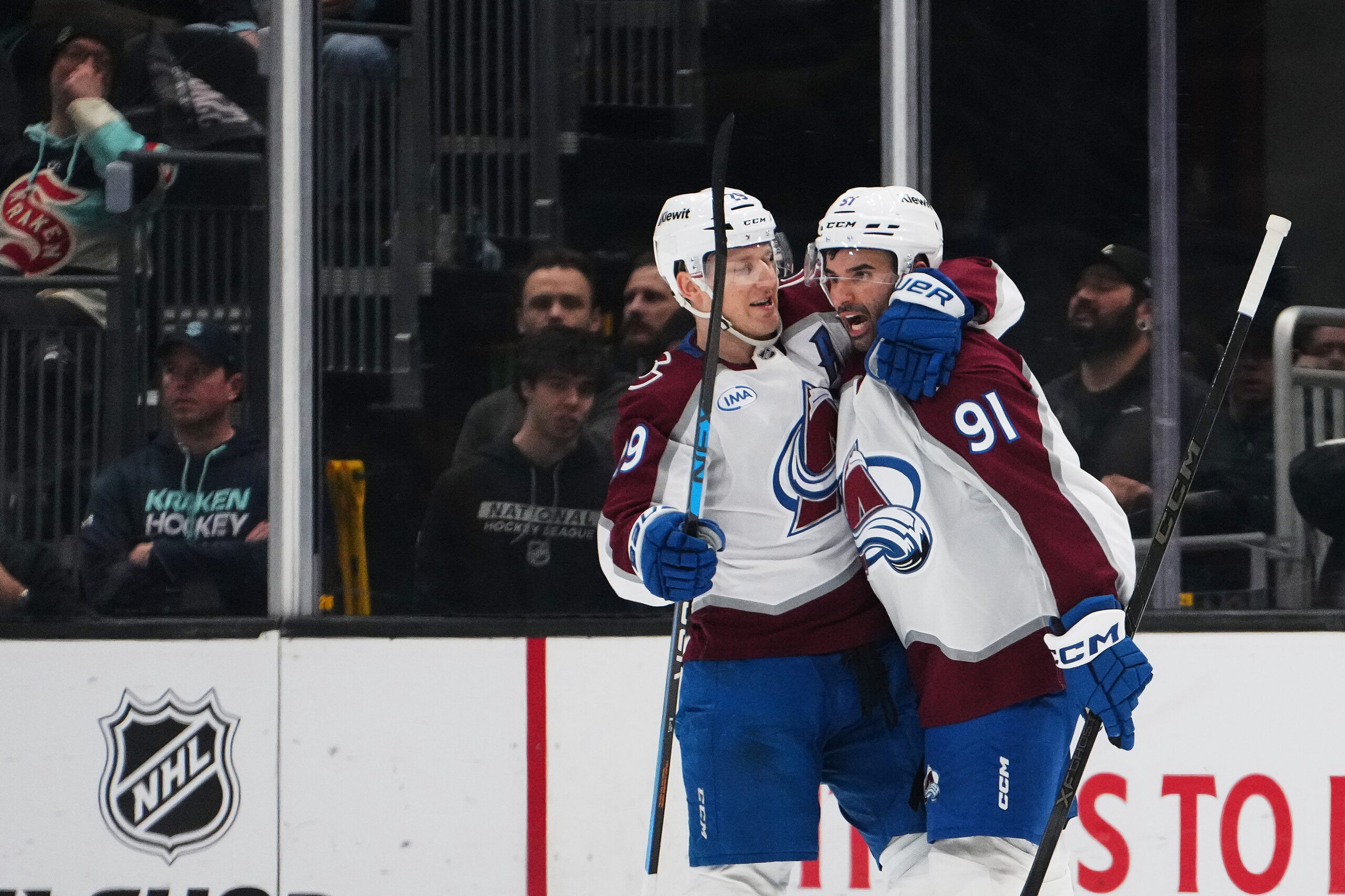 MacKinnon goes off as Avalanche take down Kraken | 5 takeaways
