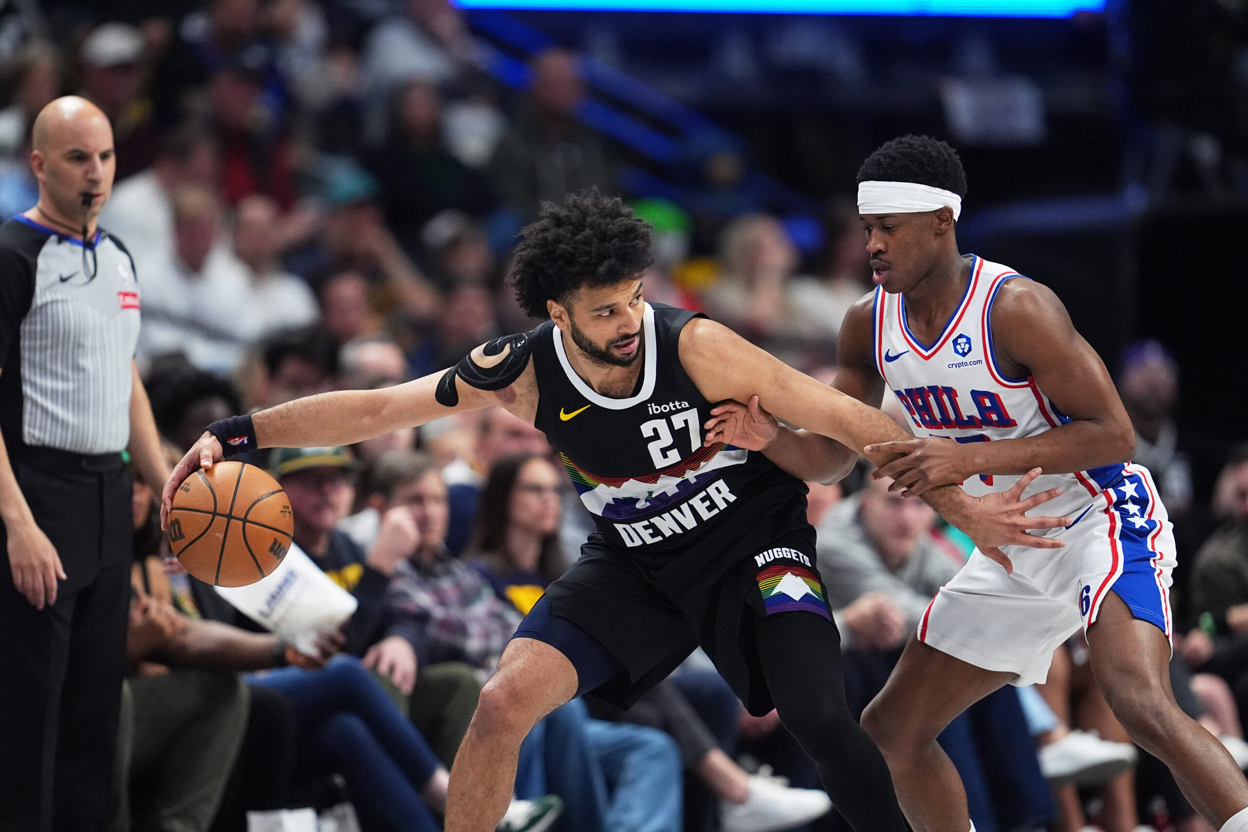 Denver Nuggets dominate starless 76ers squad