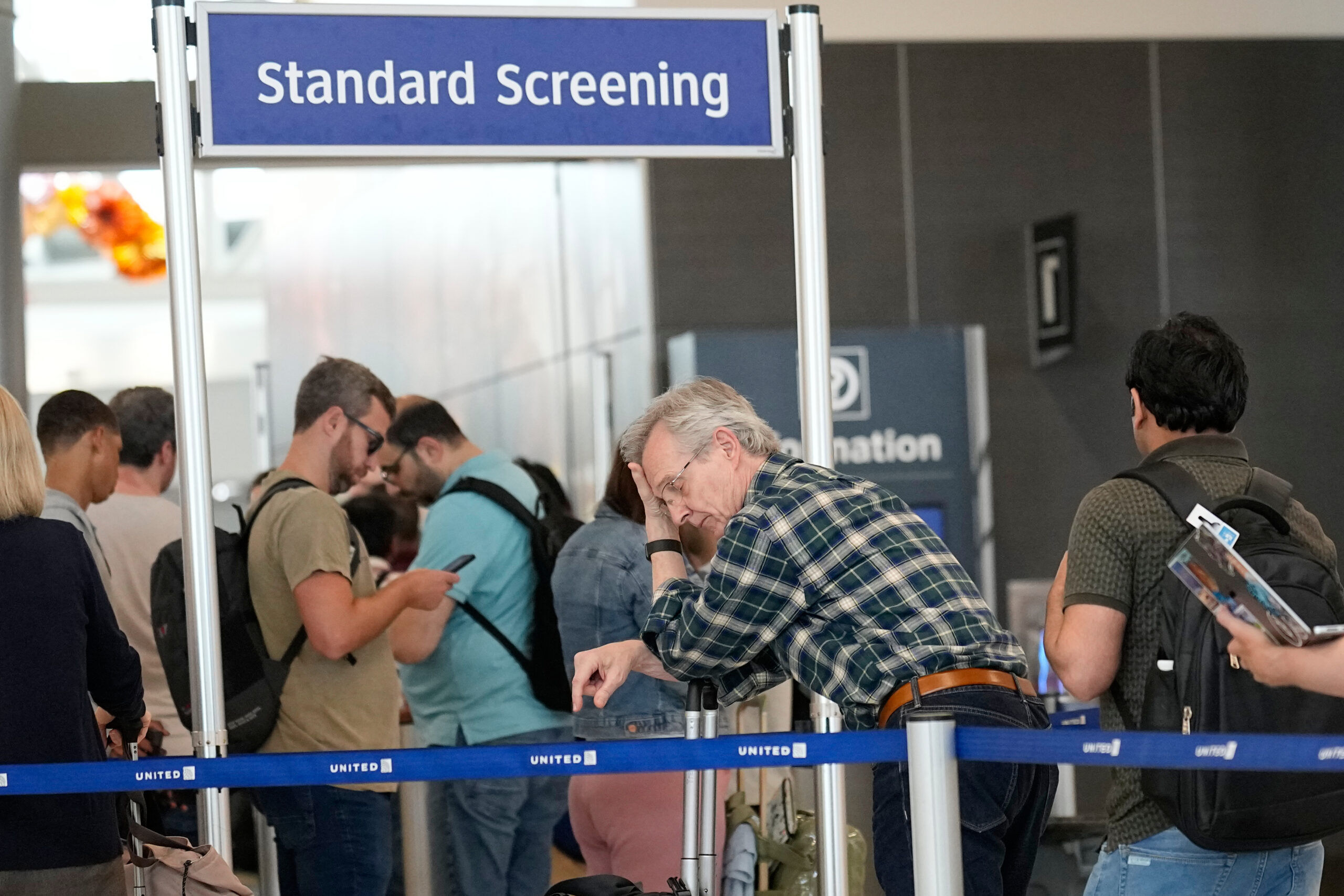 What to know about Trump’s order to pay TSA officers