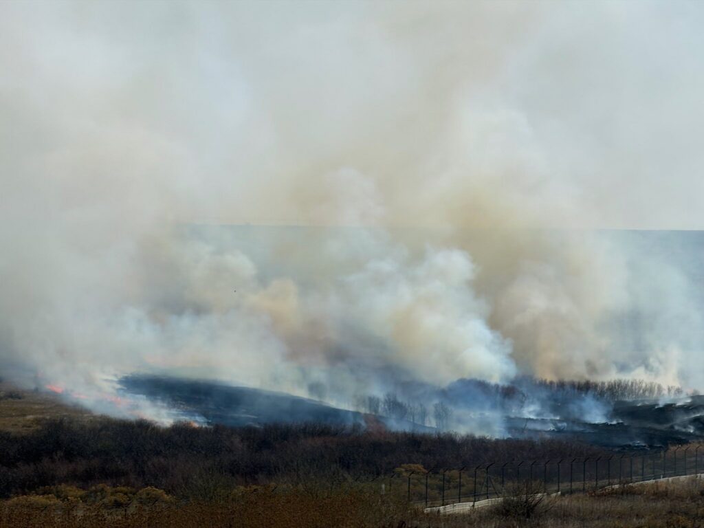 Aurora wildland fire contained at Buckley Space Force Base