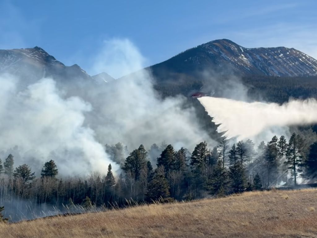 Mandatory evacuations still underway for one of 3 wildfires burning in southern Colorado