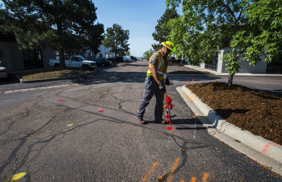 Gov. Polis declares April ‘dig safely month’ to mark 40th anniversary of Colorado 811