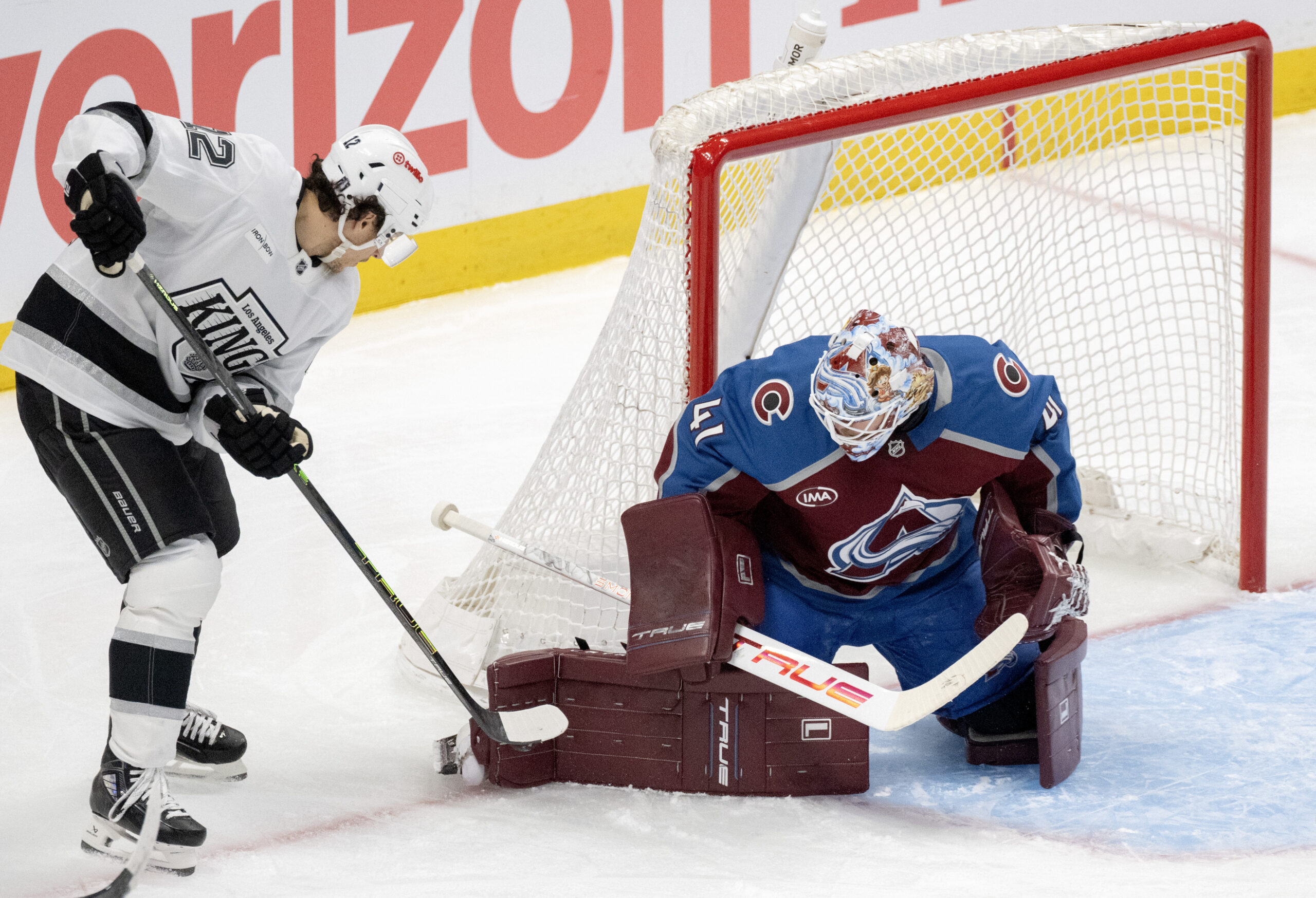 Avalanche goaltender Scott Wedgewood seizes moment, wins first career playoff start