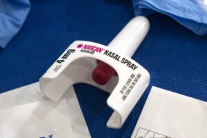Aurora first responders adopt program to leave Narcan with opioid overdose patients