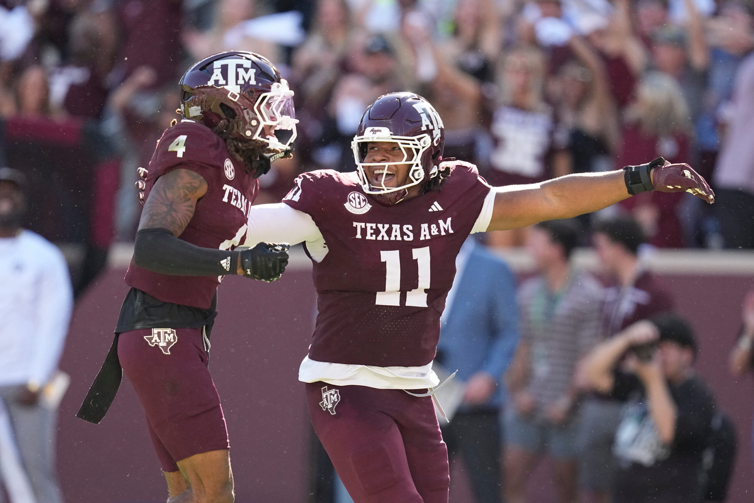 Broncos select Texas A&M DT Tyler Onyedim with No. 66 pick in third round of draft
