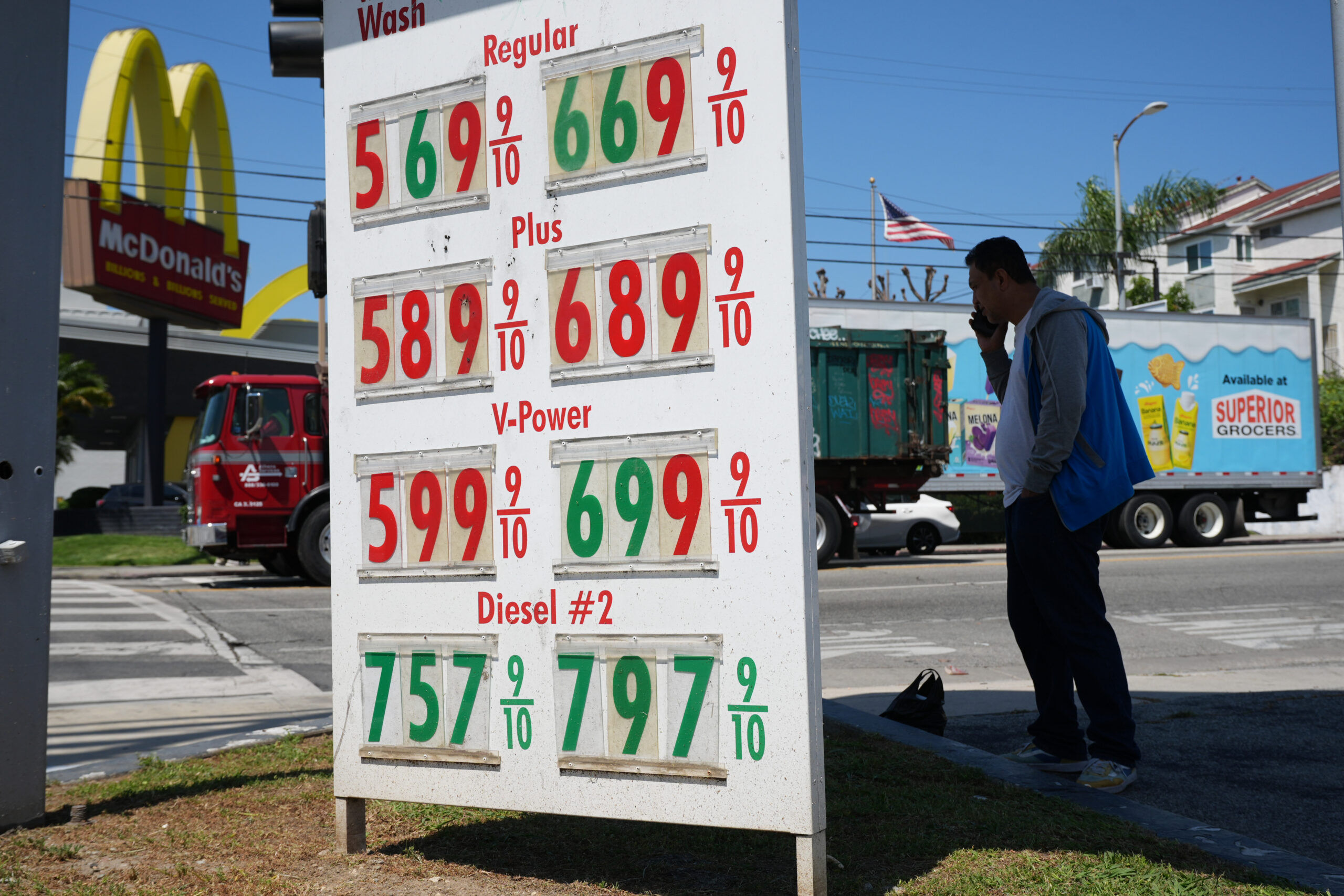 Higher fuel costs slow economy’s growth