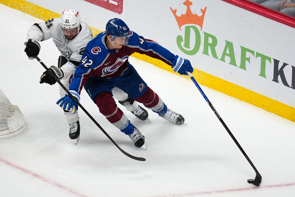 Avalanche defenseman Josh Manson to miss Game 4 with upper-body injury